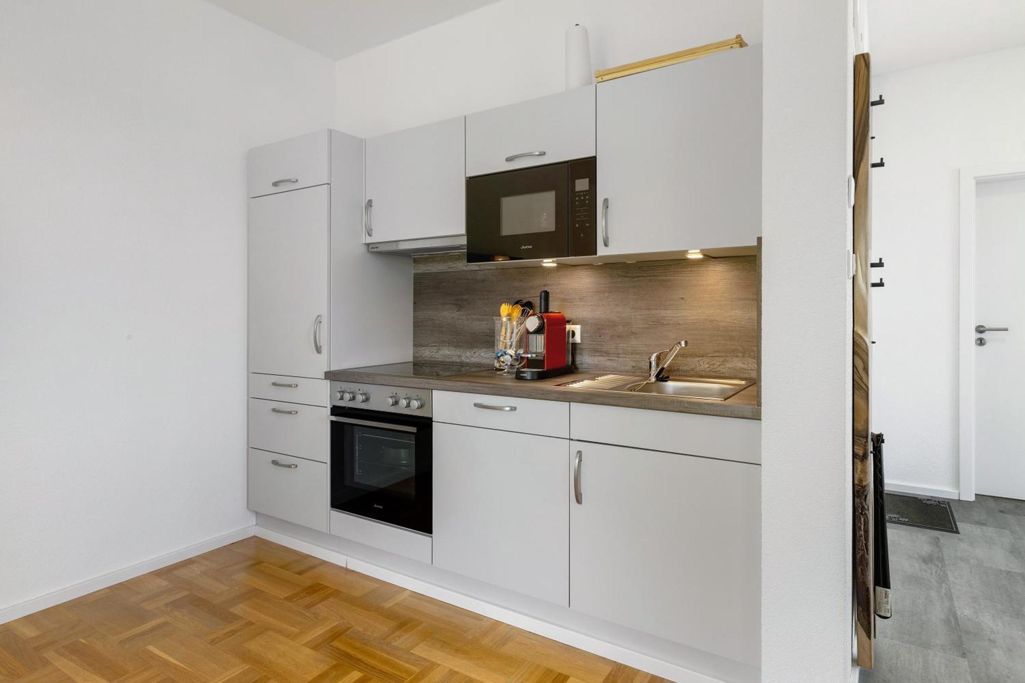 Apartment Im Gruenen Und Bodenseenaehe